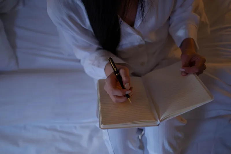 Your Tired Wednesday Brain Is Low-Key a Creative Genius — Here's Why That's So Frustrating